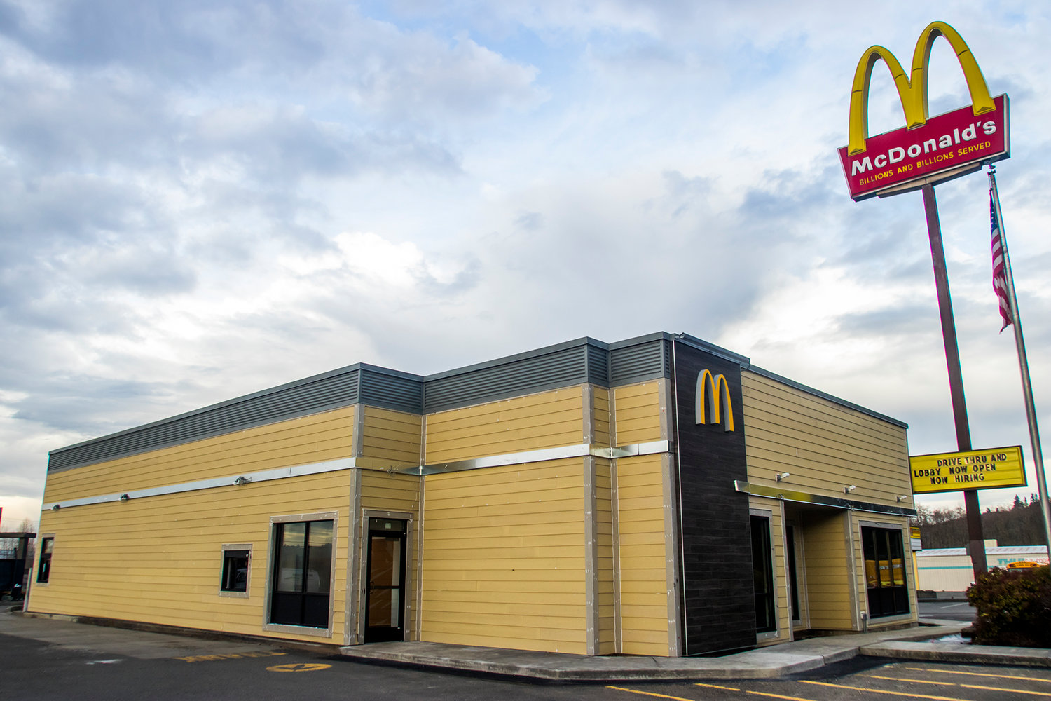 A McDonald's is located at 15 NE Median St. in Chehalis along NE Kresky Avenue.