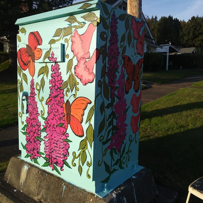 The Chehalis Community Rennaissance Team is painting electrical boxes in Chehalis.