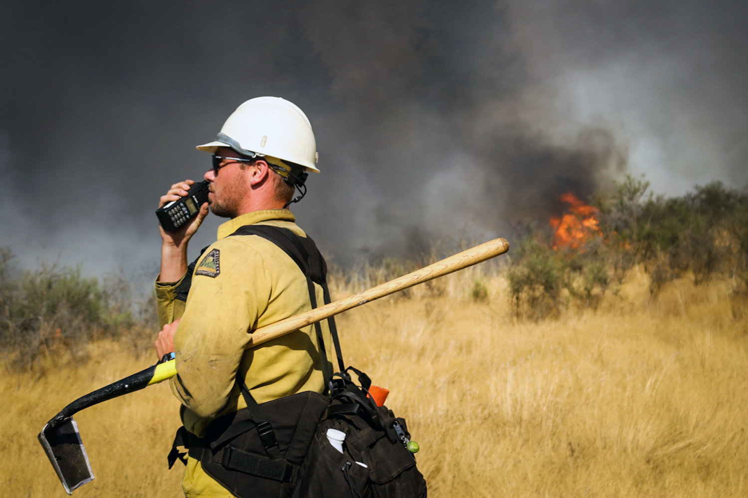 Crews respond to the Scatter Creek Fire in Grand Mound in August 2017. 