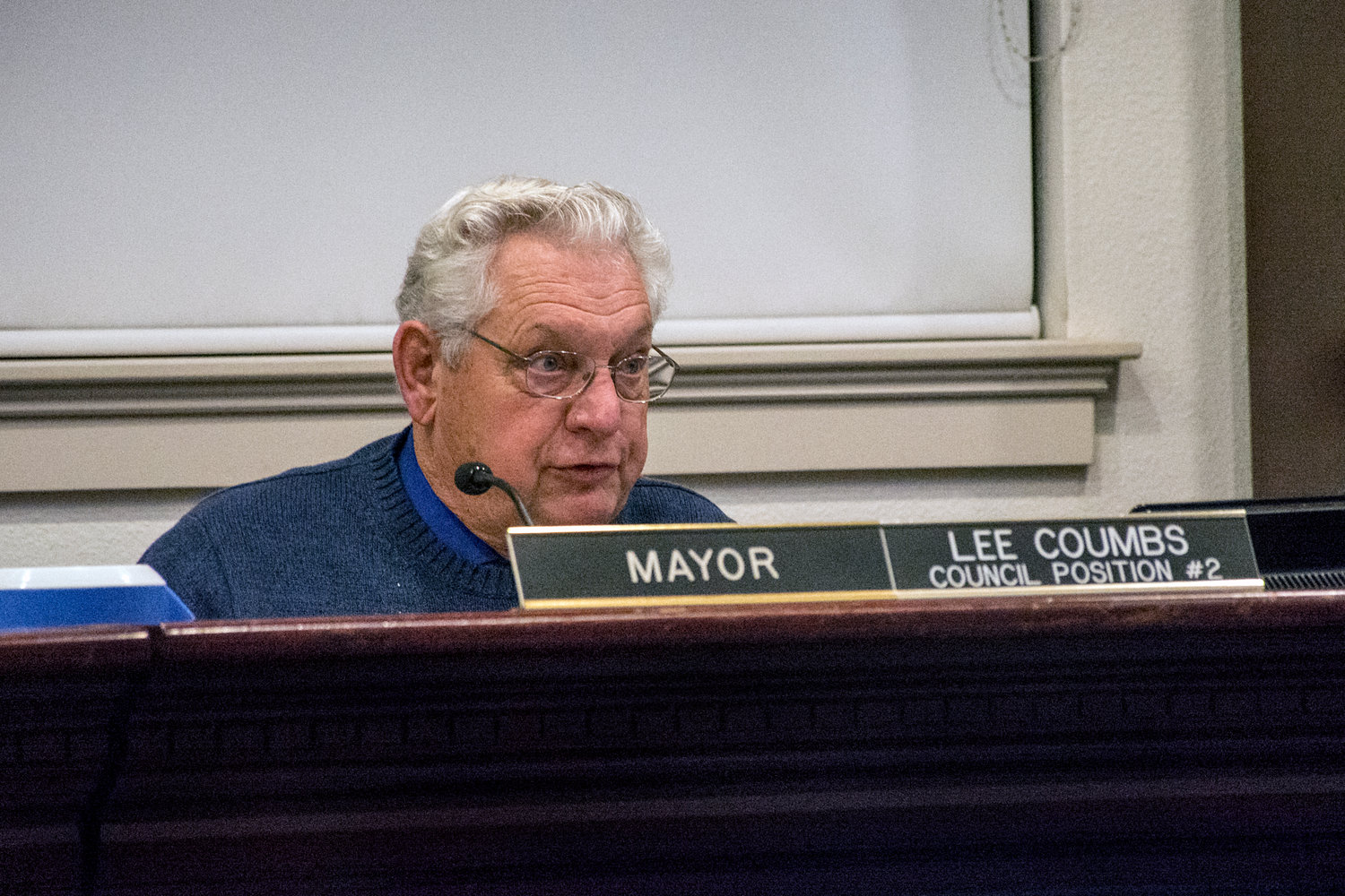 Centralia Mayor Lee Coumbs speaks during Tuesday’s city council meeting.
