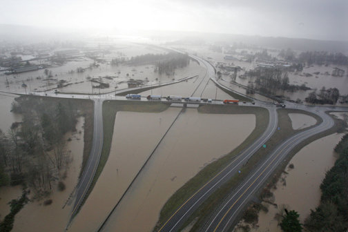 Floodwaters from the Chehalis River inundate Interstate 5 at state Route 6, Dec. 4, 2007, in Chehalis.