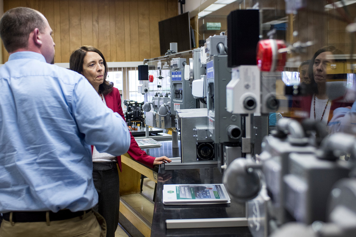U.S. Sen. Maria Cantwell, D-Washington, tours an electric engineering classroom in Kemp Hall at Centralia College on Wednesday afternoon.