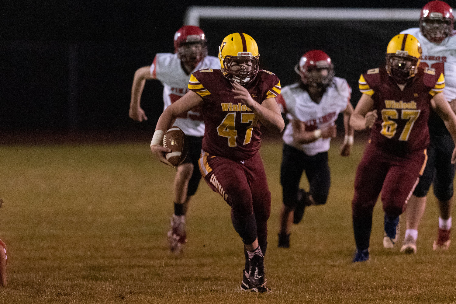 Winlock tailback Nolan Swofford breaks free for a score in the Cardinals win over Mossyrock Oct. 8.