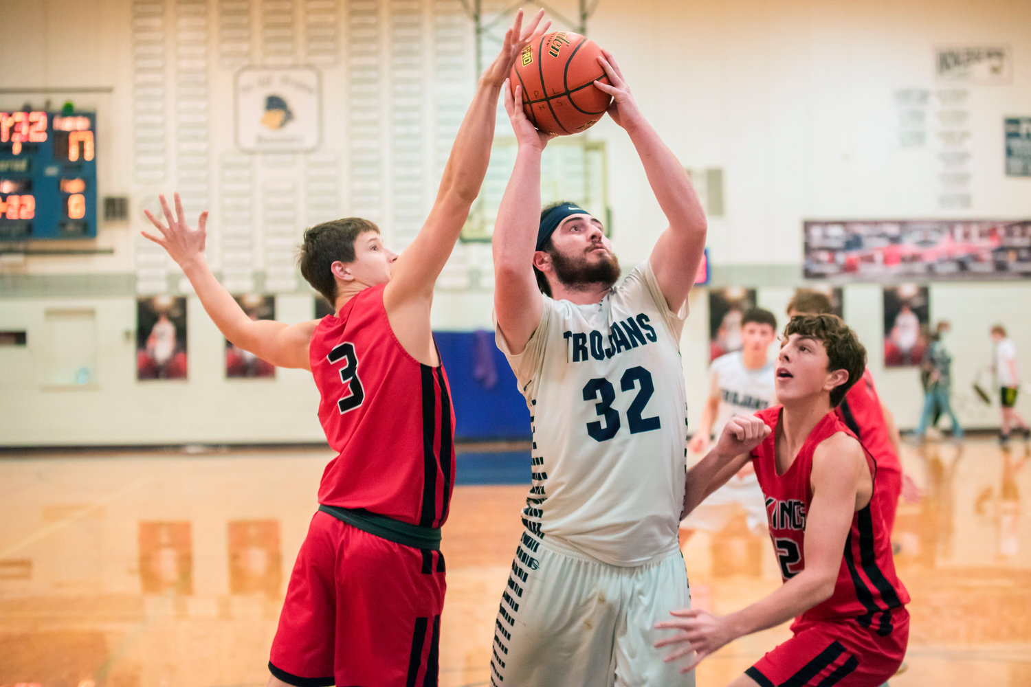 Pe Ell’s Wyatt Marrs (32) goes up with the ball during a game against Mossyrock Wednesday night.