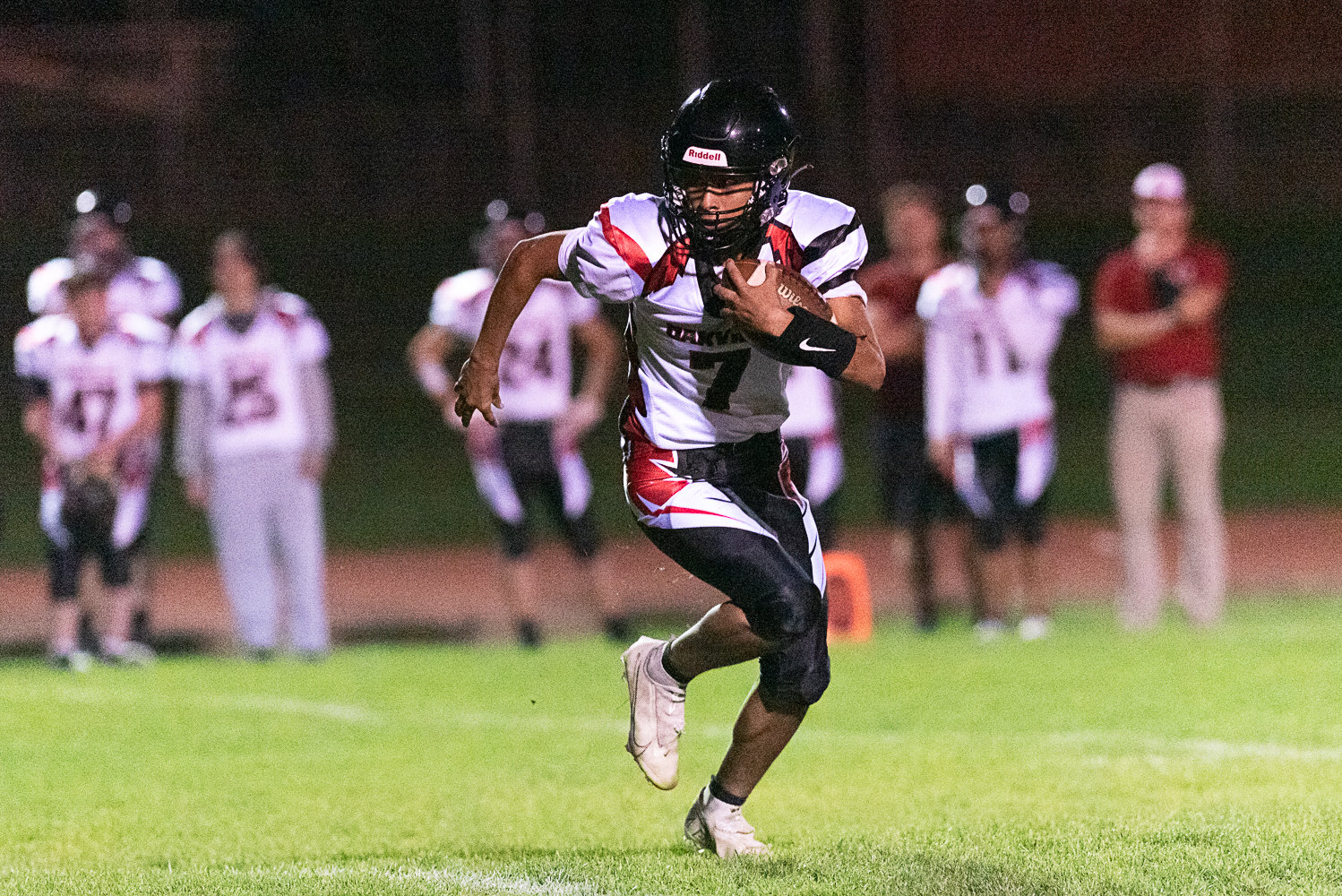 Eddie Klatush carries the ball for Oakville during the Acorns' 36-28 loss to Winlock on Oct. 7.