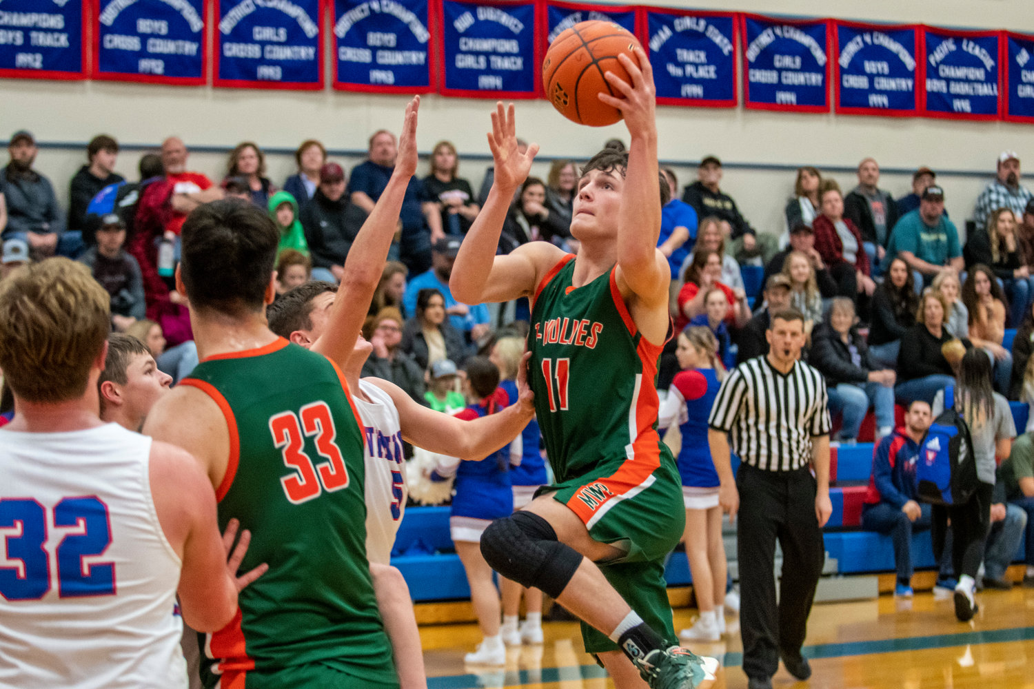Morton-White Pass senior Hunter Hazen (11) drives to the hoop against Willapa Valley at the Jack Q. Pearson Holiday Classic in Menlo on Dec. 29.