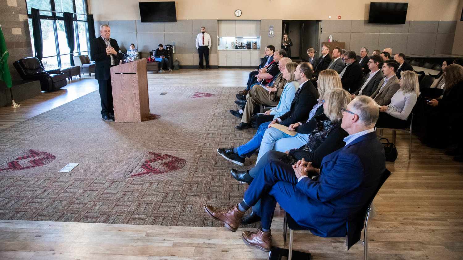 Executive Director of the Lewis County Economic Development Richard DeBolt thanks Gov. Jay Inslee for attending a meeting to discuss hydrogen power in Washington state at the Chehalis Tribe Community Center Wednesday morning.